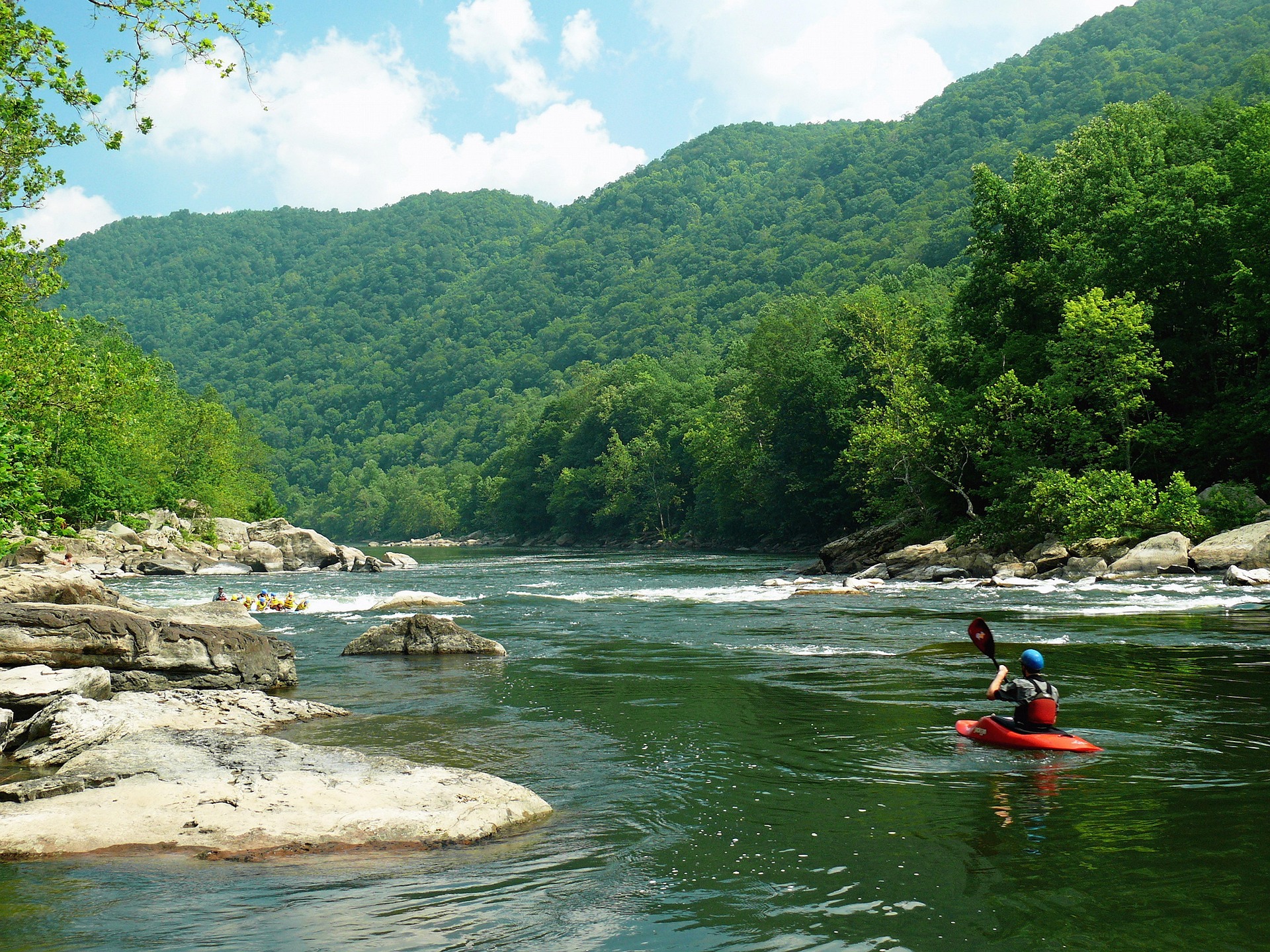 kayak rivi&egrave;re queyras activit&eacute; eau nature h&eacute;bergement queyras eaux vives